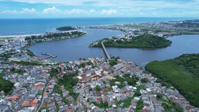 Vista aérea região central de Ilhéus Bahia | foto: Marcelo Silveira